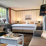 Reethueues Hotel 4*