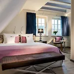 Reethueues 4*