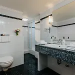 Reethueues Hotel 4*