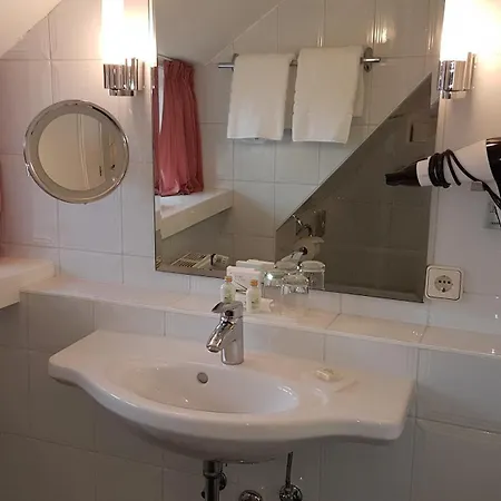 Reethueues 4*