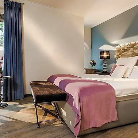 Reethueues Hotel 4*